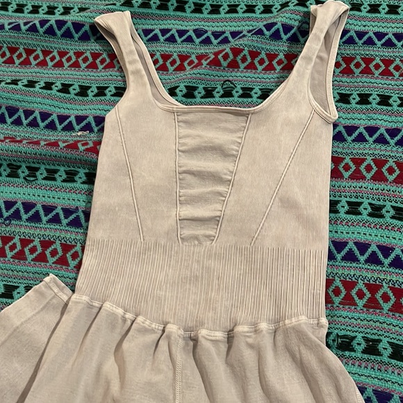 Free People Good Karma Onesie Flairs BNWOT Ice Grey Flattering Xs\S Host Pick๐ - Picture 6 of 14